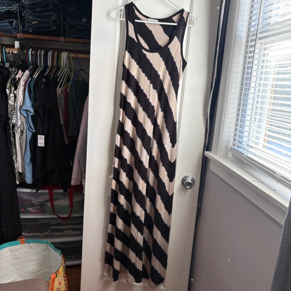 REMOVING if unsold by 5/6: Calvin Klein | Size 4 | Tie-Dye Racerback Maxi Dress